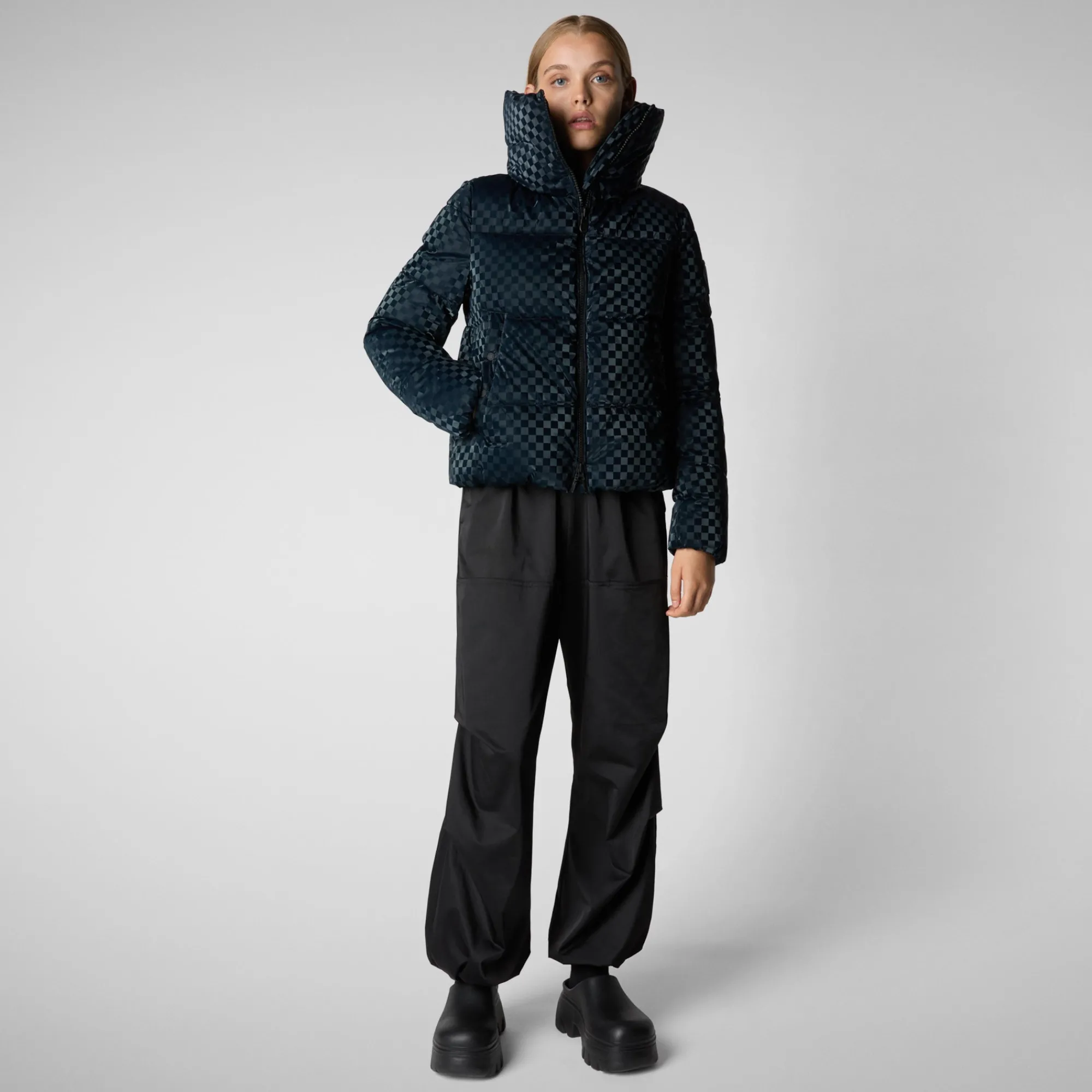 Fashion Save The Duck Women's Animal free Puffer Jacket Alas in Blue Black BlueBlack