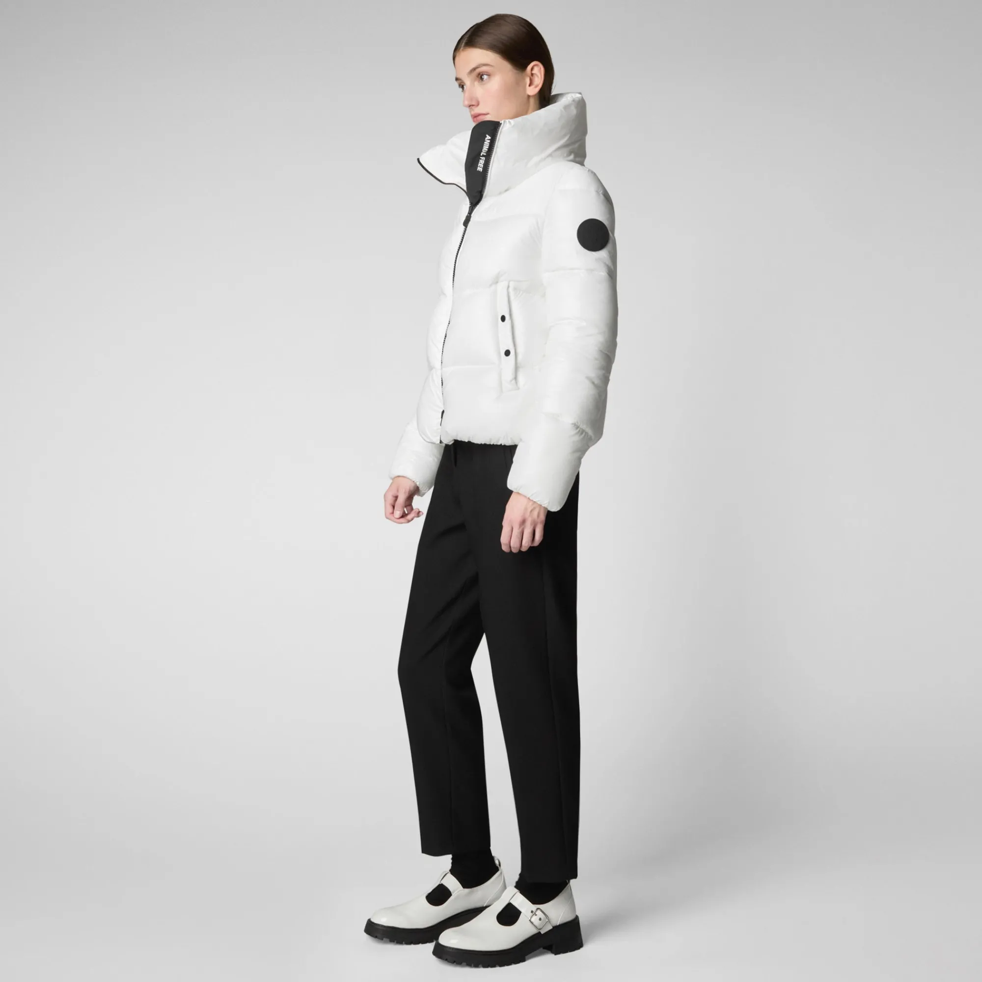 Store Save The Duck Women's Animal free Puffer Jacket Isla  in Off white OffWhite