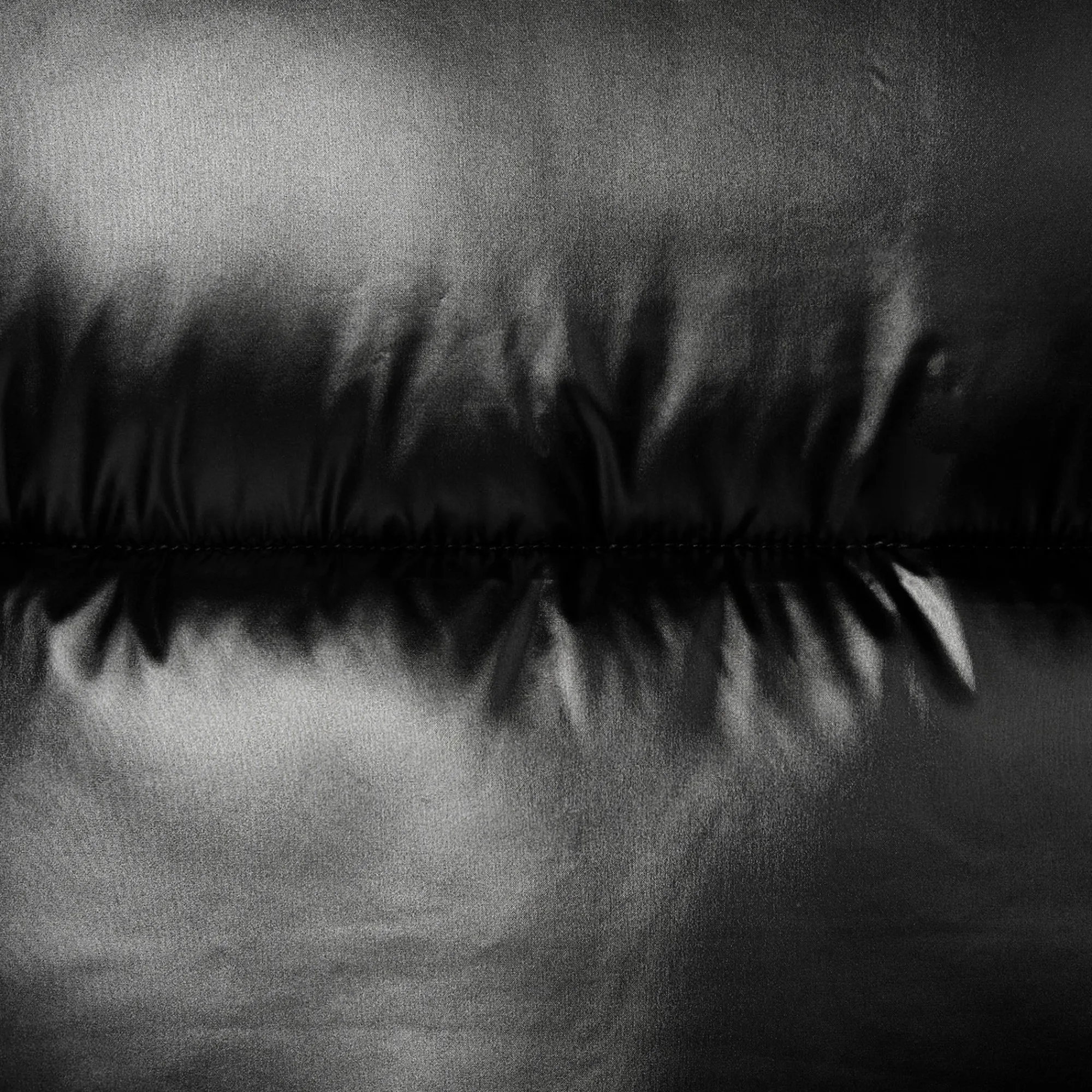 womens_animal_free_puffer_jacket_moma_in_black_5-1.webp Clearance Save The Duck Women's Animal free Puffer Jacket Moma in Black